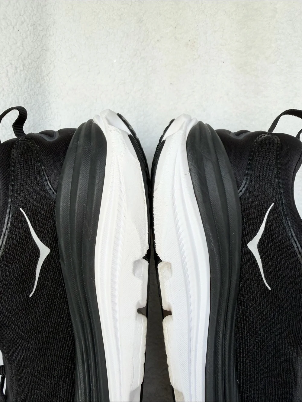 Hoka One One Gaviota 5 Wide Women’s 8.5 D Running Shoes Black/White